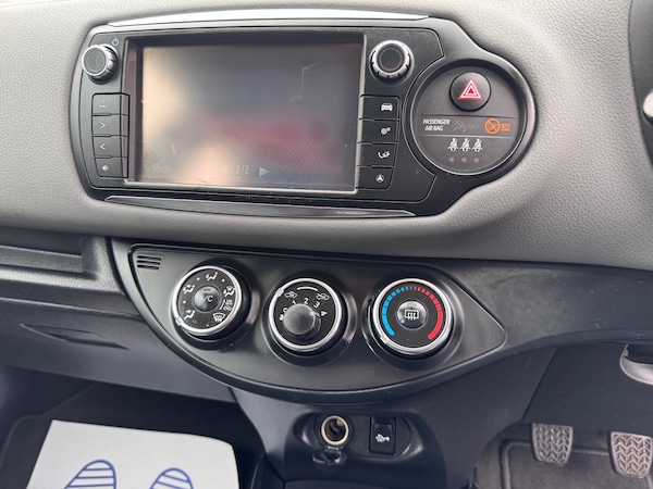 Used Toyota Yaris 2014 for sale - 76286945: Photo 24