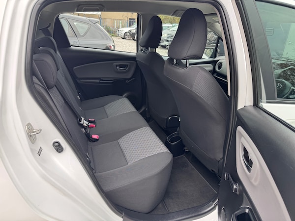Used Toyota Yaris 2014 for sale - 76286945: Photo 30