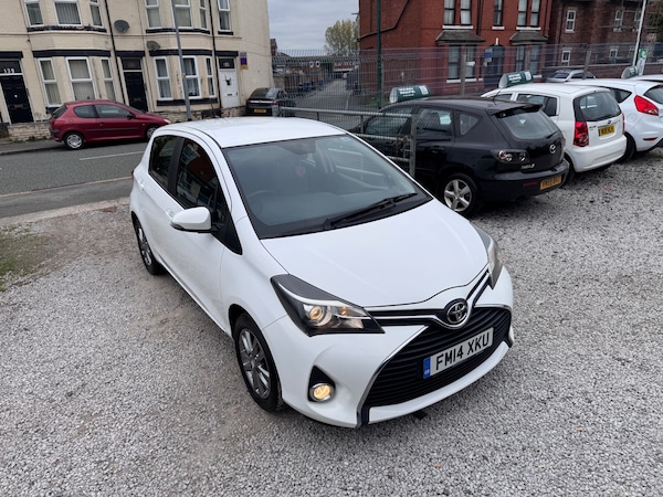 Used Toyota Yaris 2014 for sale - 76286945: Photo 47