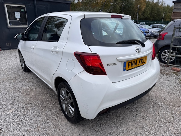 Used Toyota Yaris 2014 for sale - 76286945: Photo 5