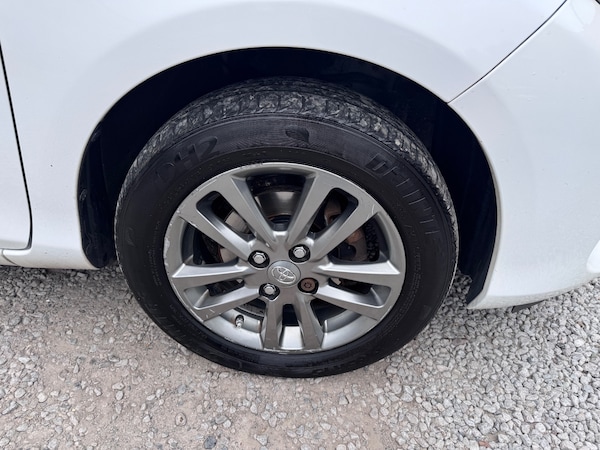 Used Toyota Yaris 2014 for sale - 76286945: Photo 9