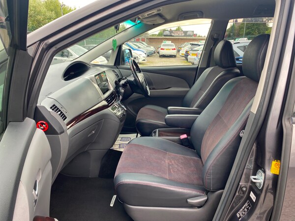 Used Toyota Estima for sale - 67382427: Photo 13