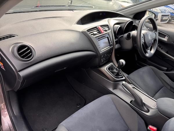 Used Honda Civic 2014 for sale - 76207160: Photo 14