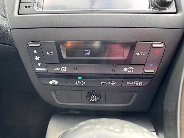 Used Honda Civic 2014 for sale - 76207160: Photo 25