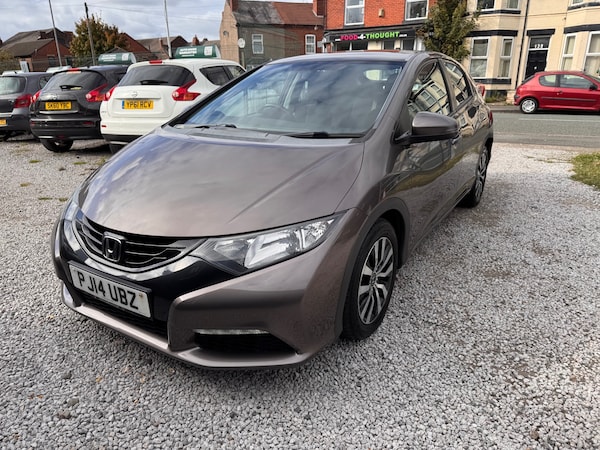 Used Honda Civic 2014 for sale - 76207160: Photo 3