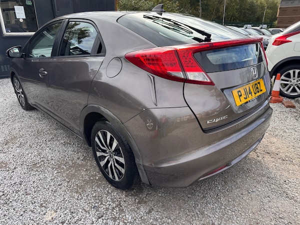 Used Honda Civic 2014 for sale - 76207160: Photo 5