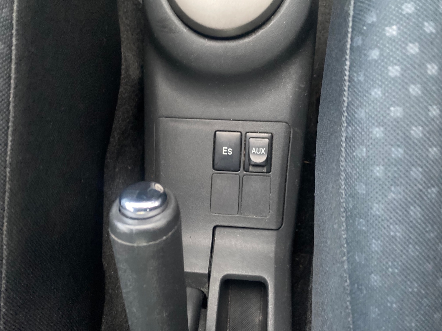 Used Toyota Yaris 2010 for sale - 77151687: Photo 27