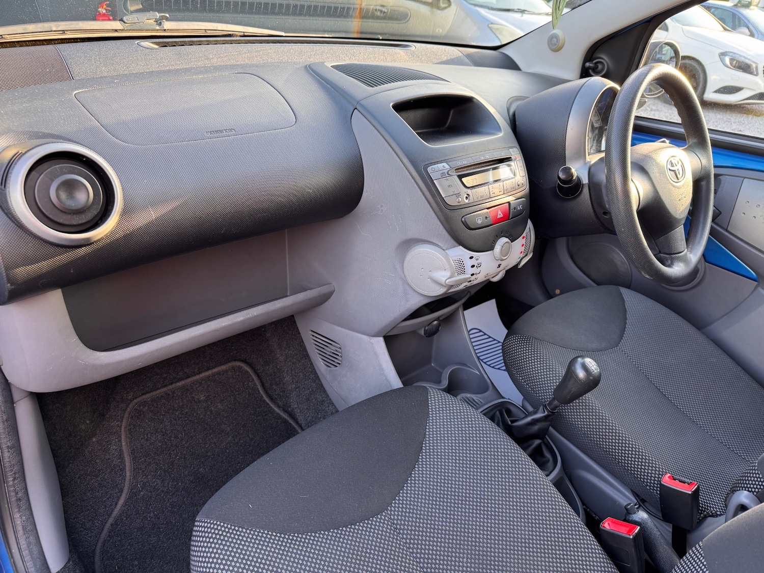 Used Toyota AYGO 2011 for sale - 76402477: Photo 16