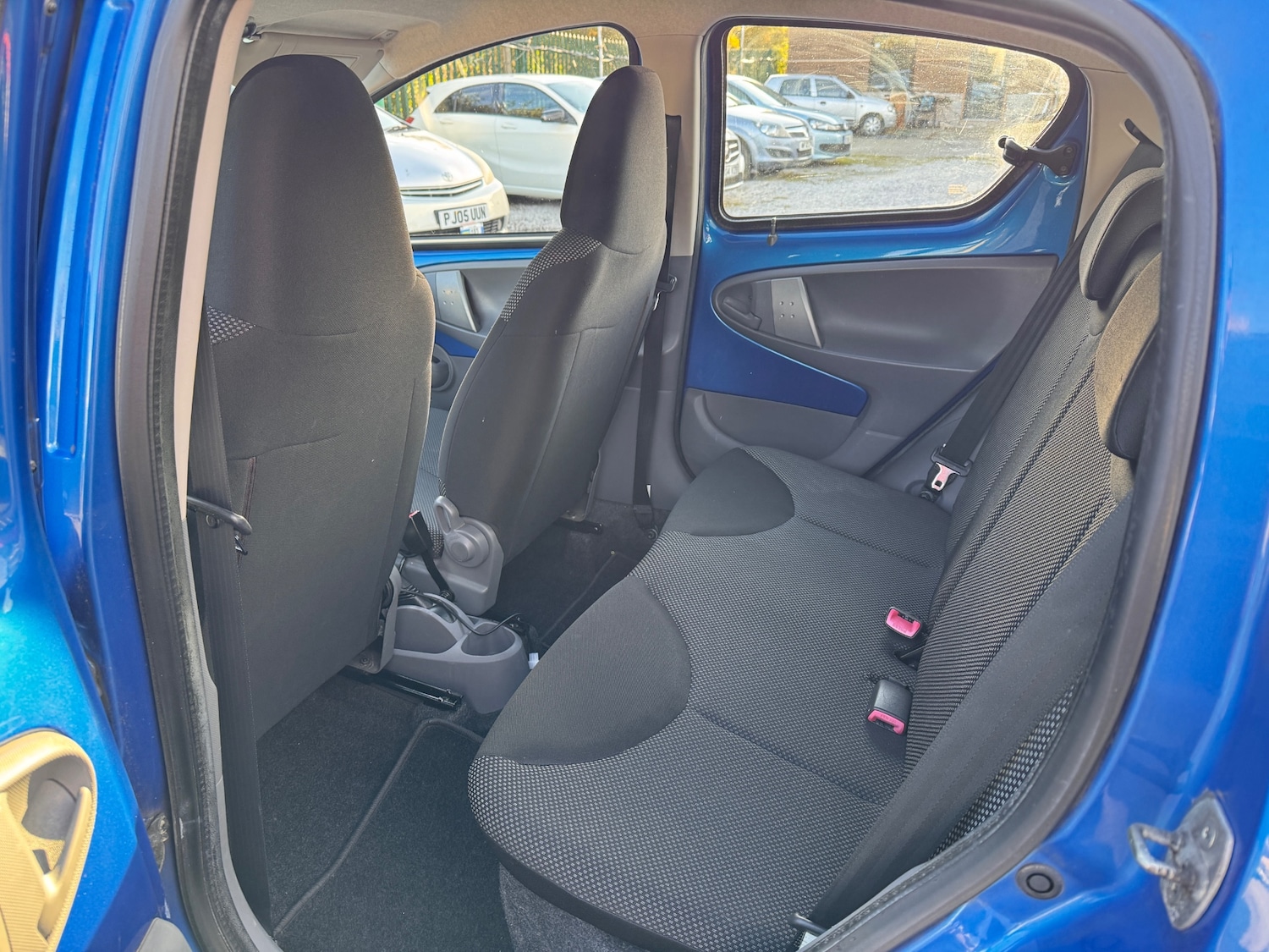 Used Toyota AYGO 2011 for sale - 76402477: Photo 35