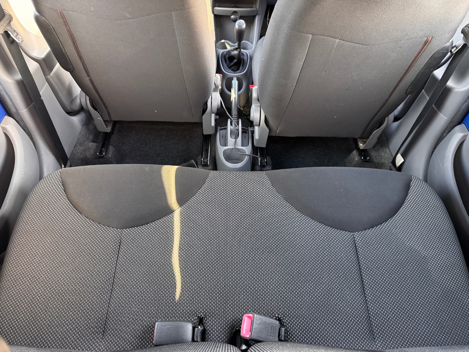 Used Toyota AYGO 2011 for sale - 76402477: Photo 37