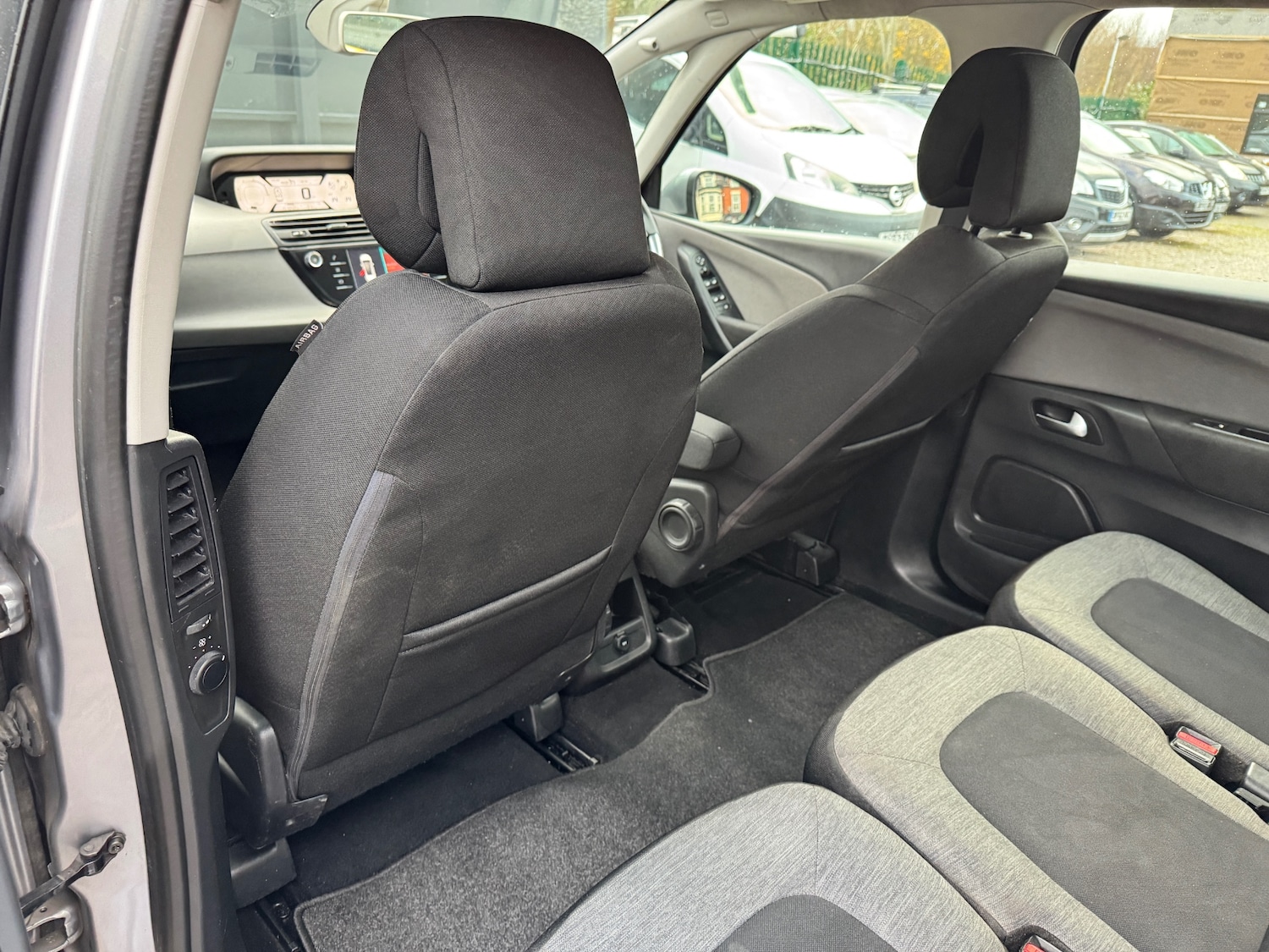 Used Citroen C4 Picasso 2017 for sale - 76879751: Photo 30