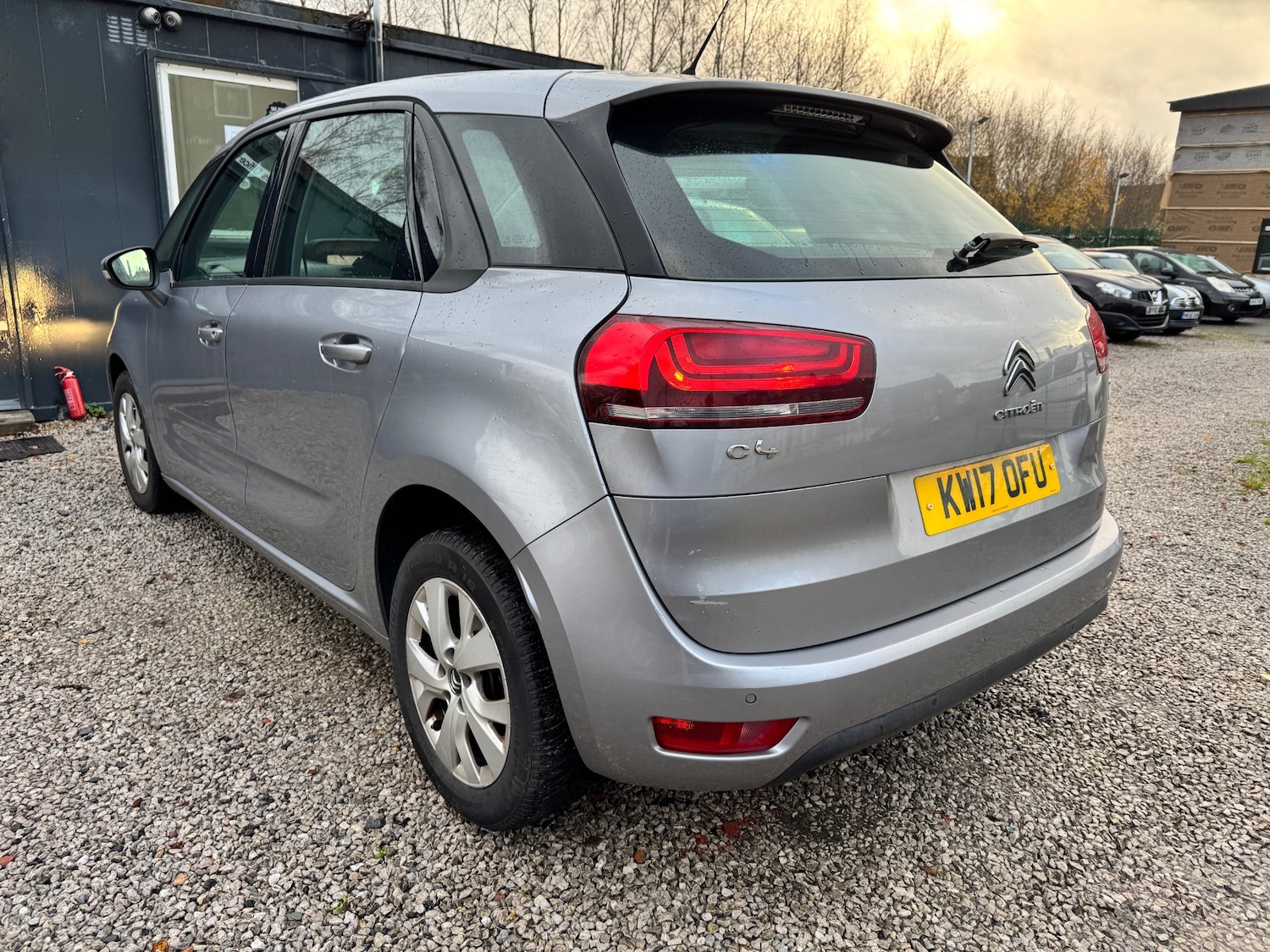 Used Citroen C4 Picasso 2017 for sale - 76879751: Photo 5