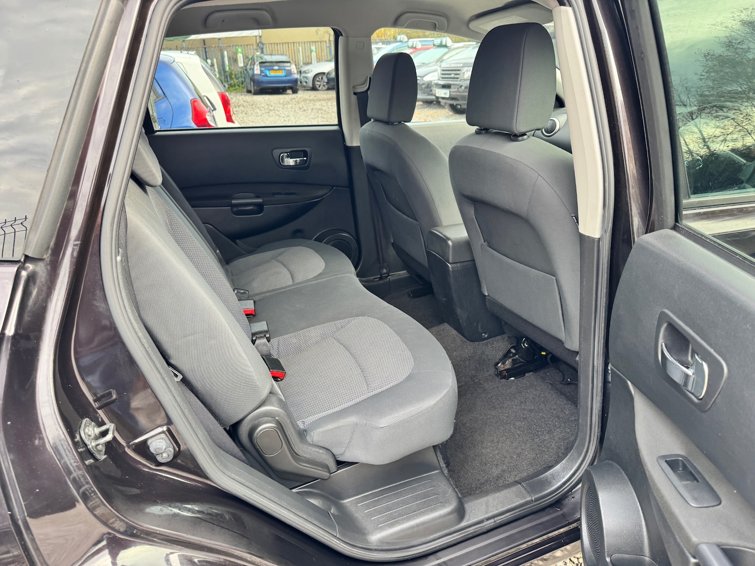 Used Nissan Qashqai+2 2010 for sale - 76480050: Photo 28