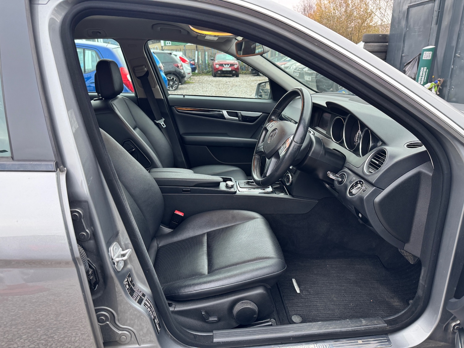 Used Mercedes-Benz C Class 2012 for sale - 76722752: Photo 17