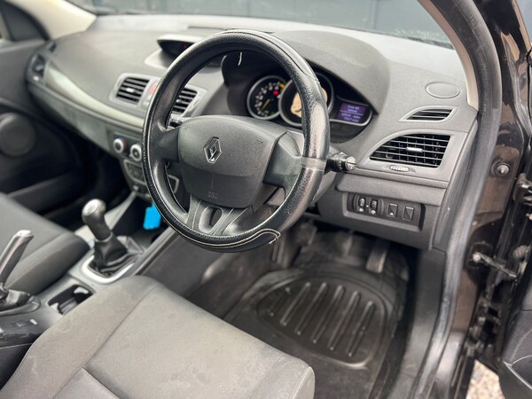 Used Renault Megane 2010 for sale - 73556673: Photo 15