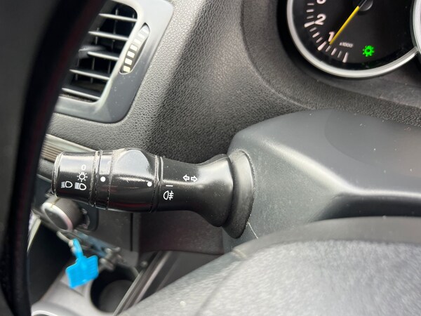 Used Renault Megane 2010 for sale - 73556673: Photo 28