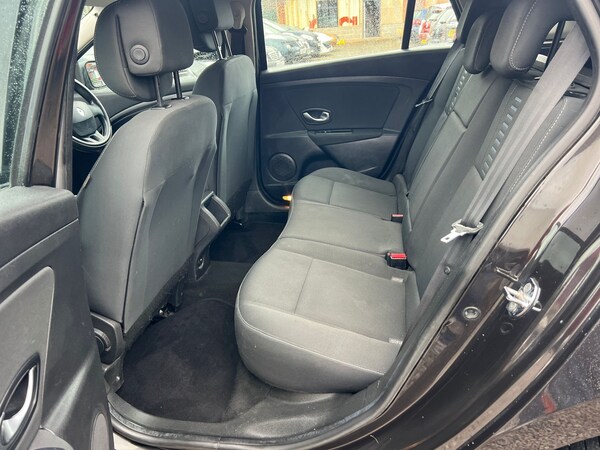 Used Renault Megane 2010 for sale - 73556673: Photo 32