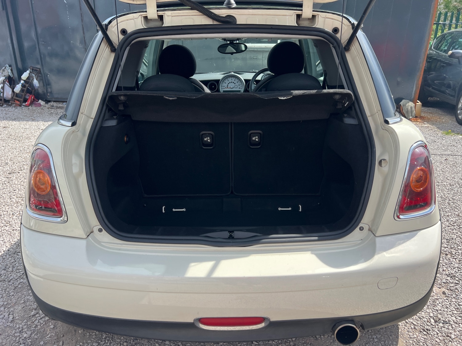 Vehicle 22