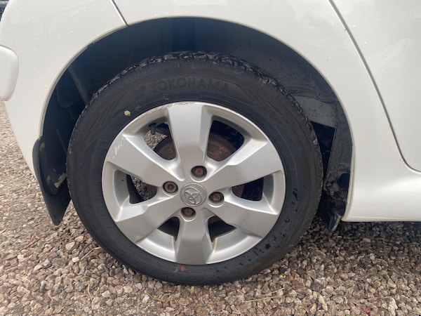 Used Toyota AYGO 2011 for sale - 76316675: Photo 10