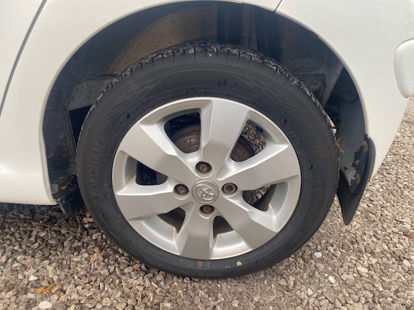 Used Toyota AYGO 2011 for sale - 76316675: Photo 11