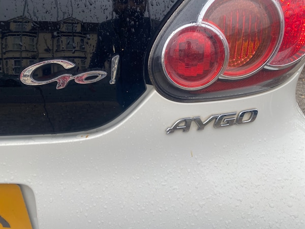 Used Toyota AYGO 2011 for sale - 76316675: Photo 30