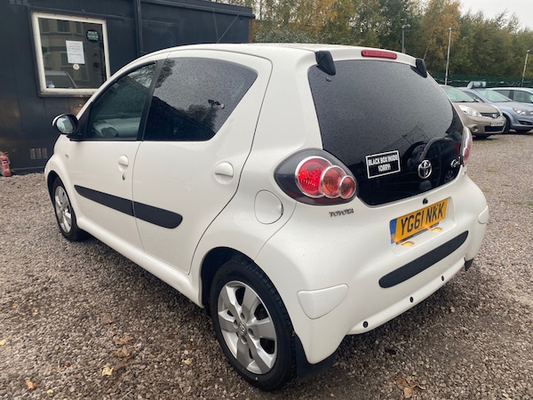 Used Toyota AYGO 2011 for sale - 76316675: Photo 5