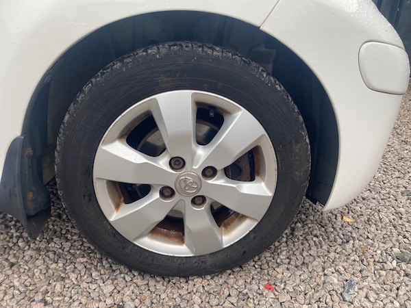 Used Toyota AYGO 2011 for sale - 76316675: Photo 9