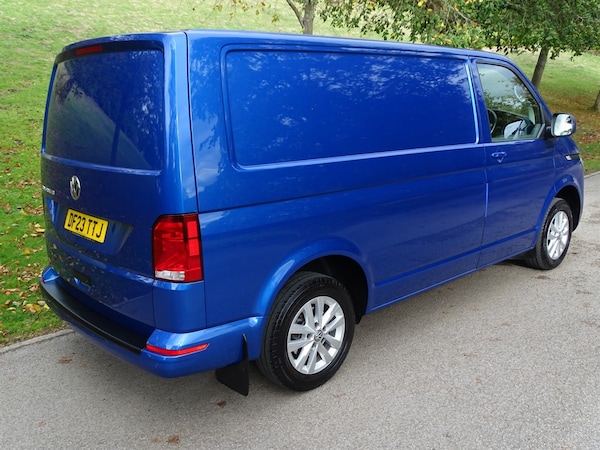 Used Volkswagen Transporter 2023 for sale - 76184129: Photo 2