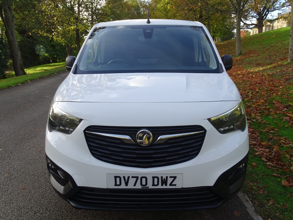 Used Vauxhall Combo 2020 for sale - 76410771: Photo 2