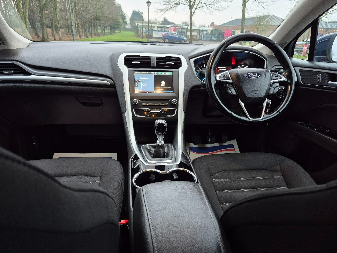 Used Ford Mondeo 2016 for sale - 77069532: Photo 17