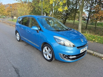 Used Renault Grand Scenic 2012 for sale - 76384249: Photo