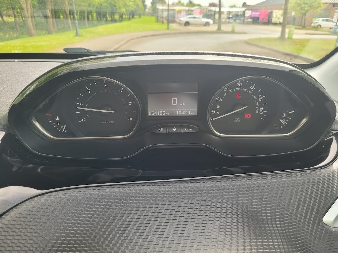 Used Peugeot 2008 2016 for sale - 78065556: Photo 14