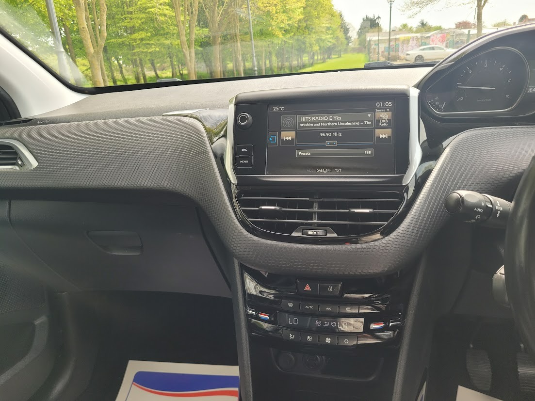 Used Peugeot 2008 2016 for sale - 78065556: Photo 15