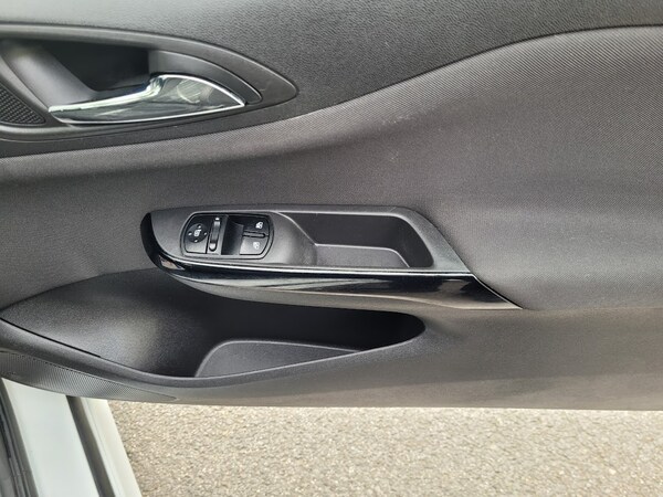Used Vauxhall Corsa 2015 for sale - 74703277: Photo 11