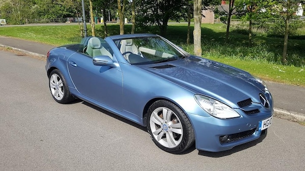 Used Mercedes-Benz SLK 2010 for sale - 63030631: Photo 1