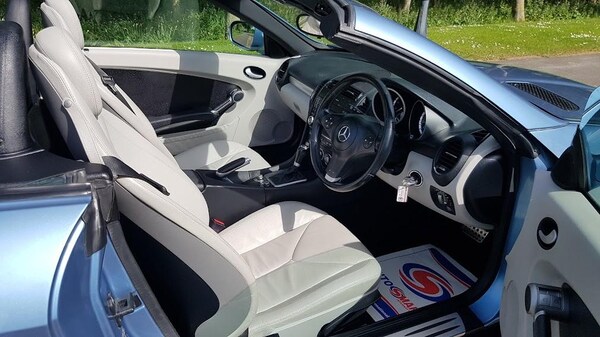 Used Mercedes-Benz SLK 2010 for sale - 63030631: Photo 8