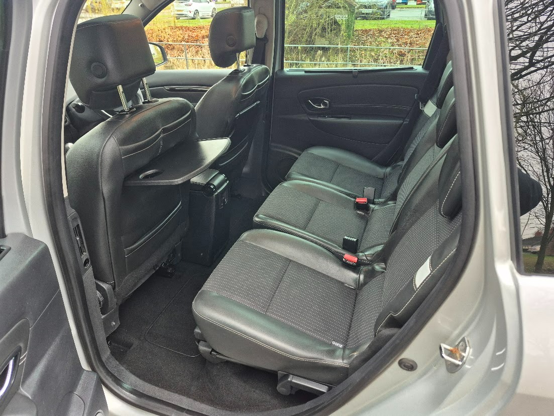 Used Renault Grand Scenic 2014 for sale - 76848872: Photo 12