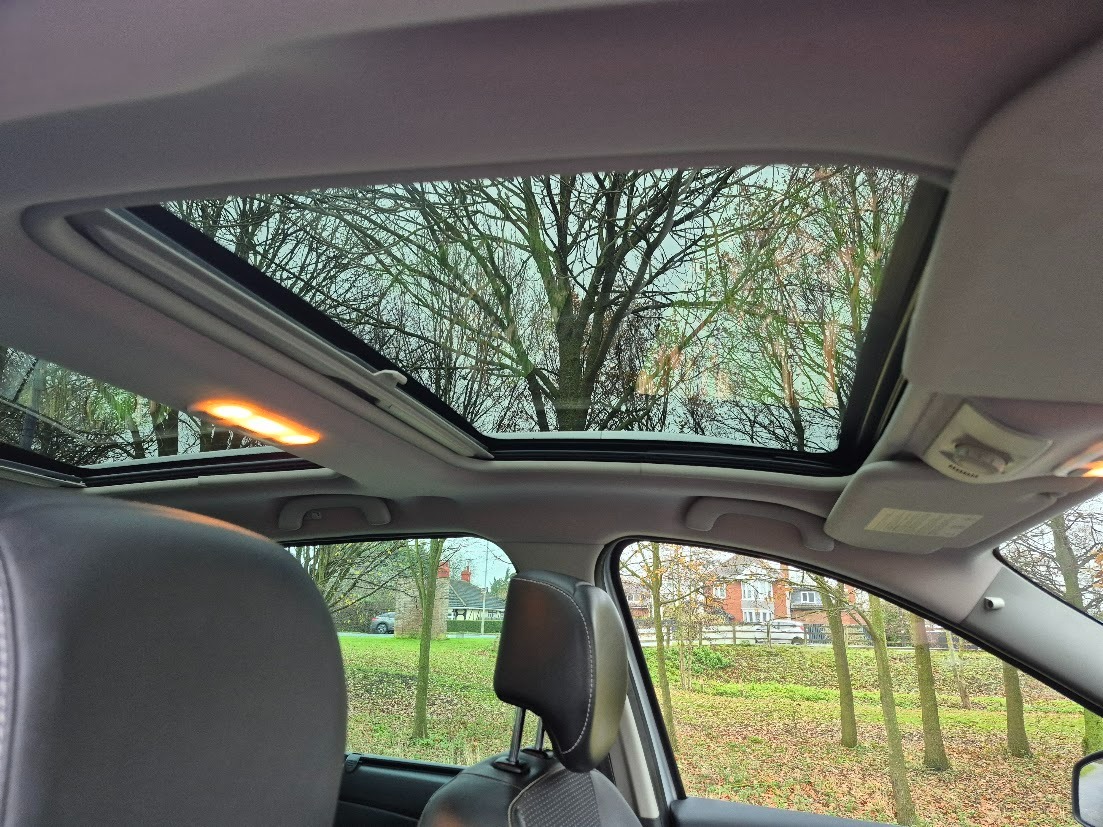 Used Renault Grand Scenic 2014 for sale - 76848872: Photo 24