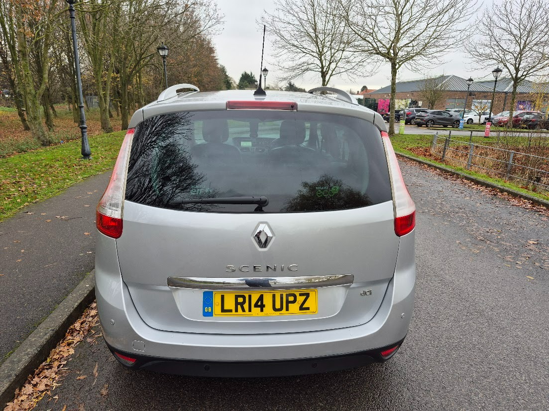 Used Renault Grand Scenic 2014 for sale - 76848872: Photo 7