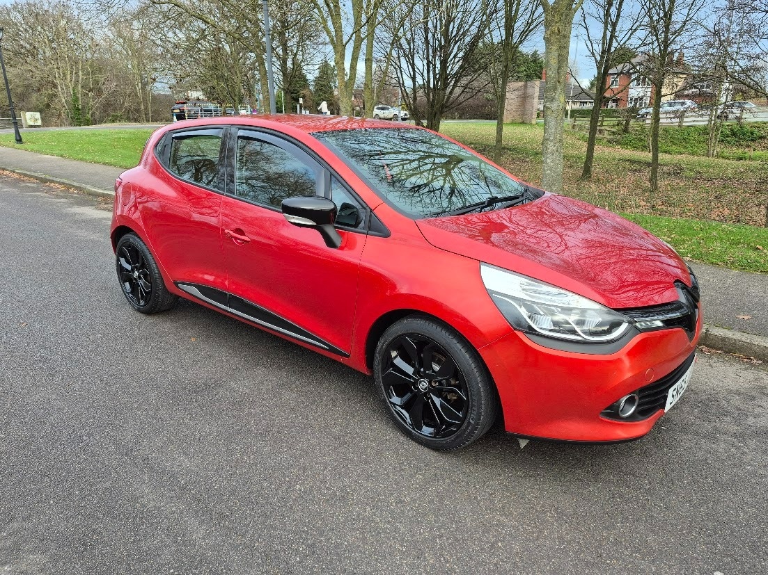Used Renault Clio 2015 for sale - 76845306: Photo 1