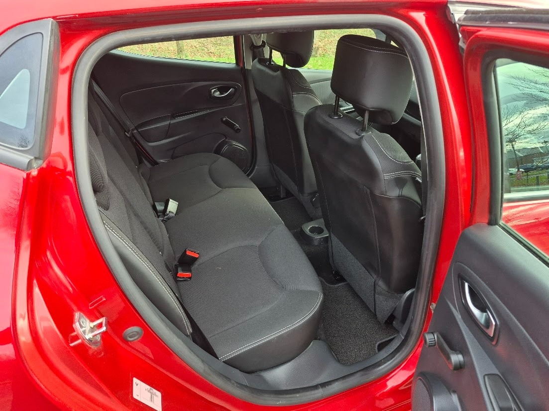 Used Renault Clio 2015 for sale - 76845306: Photo 14