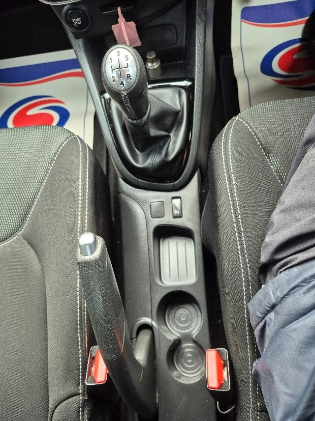 Used Renault Clio 2015 for sale - 76845306: Photo 17