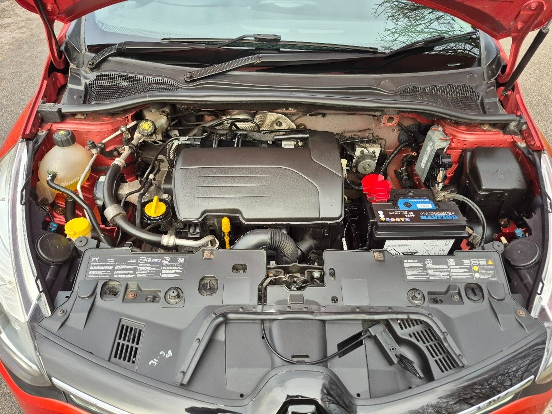 Used Renault Clio 2015 for sale - 76845306: Photo 22