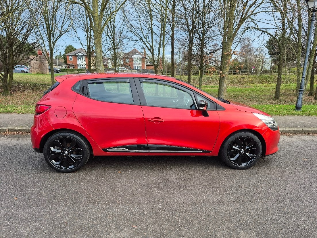 Used Renault Clio 2015 for sale - 76845306: Photo 7