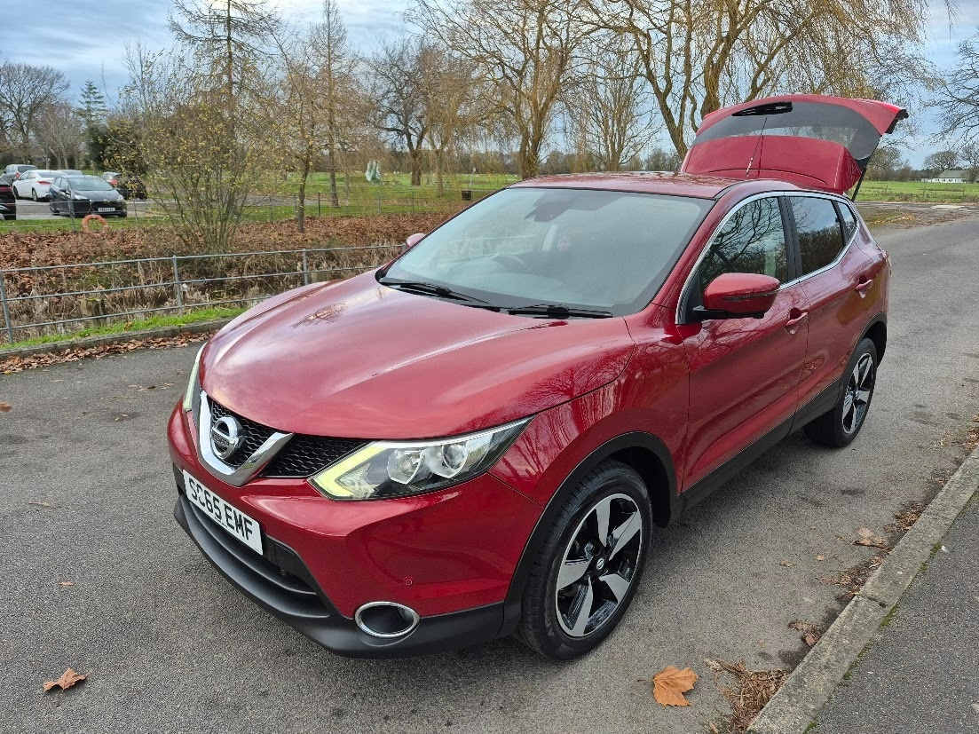 Used Nissan Qashqai 2015 for sale - 76854633: Photo 1