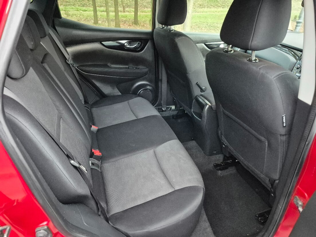 Used Nissan Qashqai 2015 for sale - 76854633: Photo 12