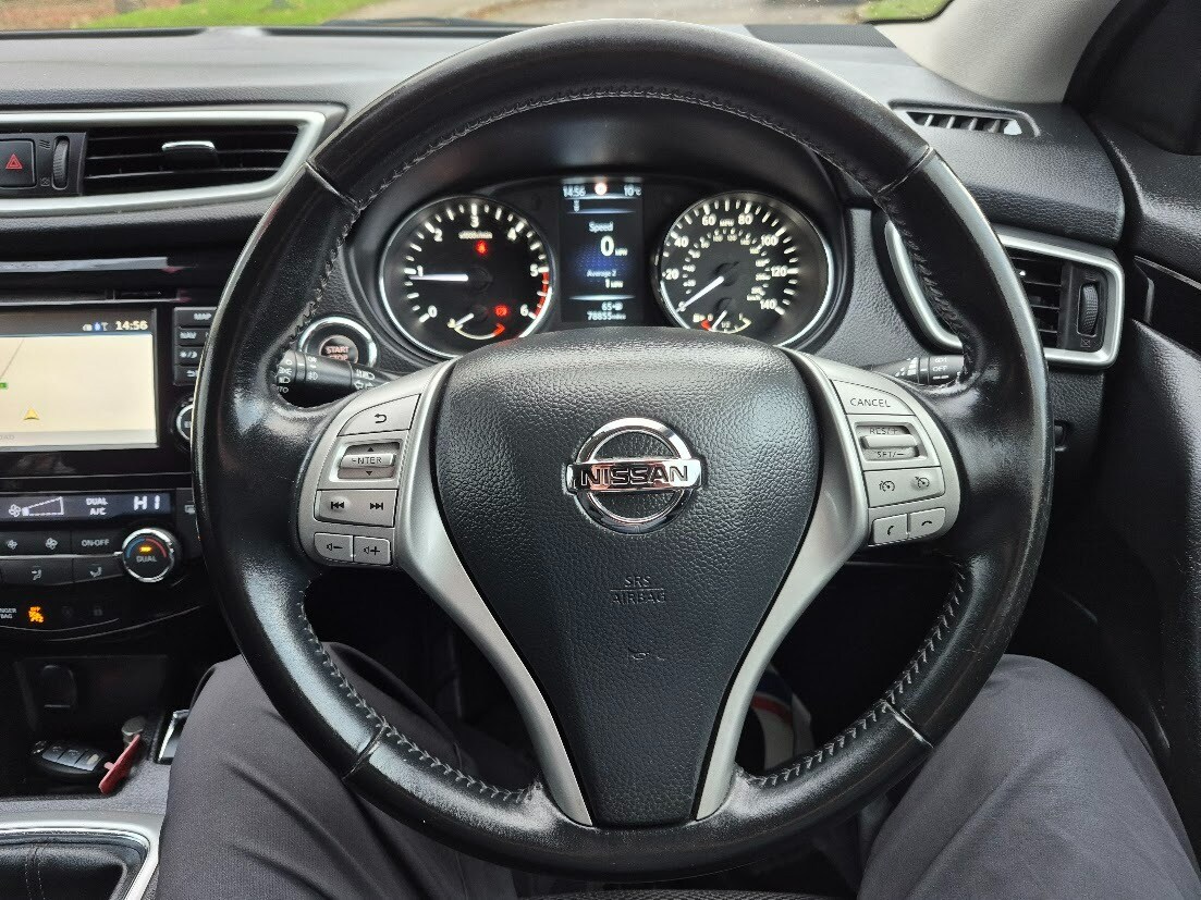 Used Nissan Qashqai 2015 for sale - 76854633: Photo 17