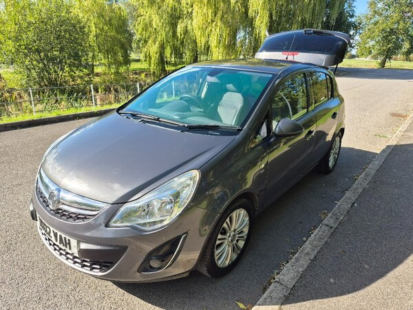 Used Vauxhall Corsa 2012 for sale - 76076059: Photo 2