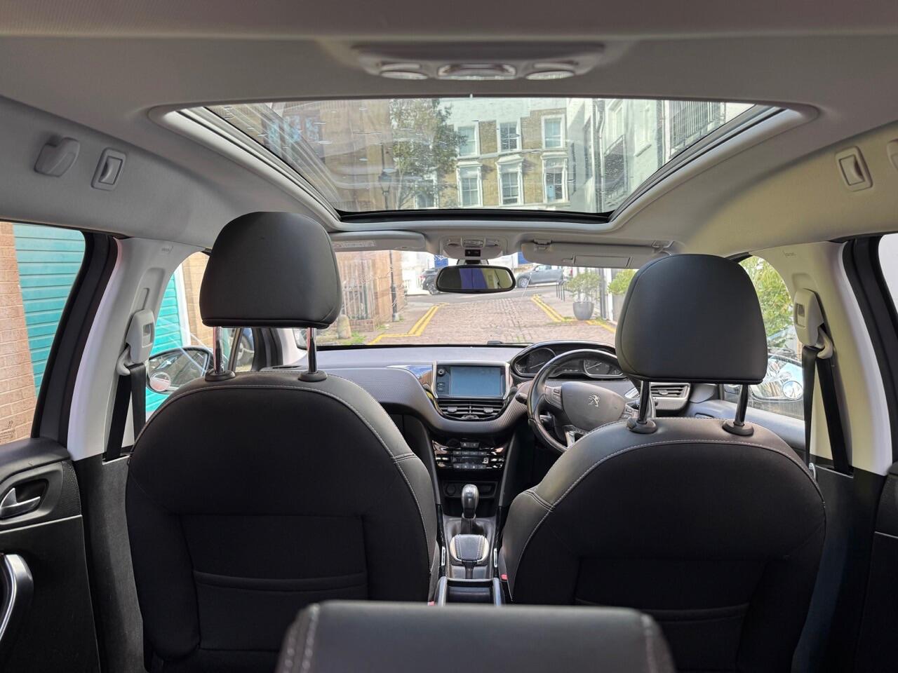 Used Peugeot 2008 2018 for sale - 76138703: Photo 12