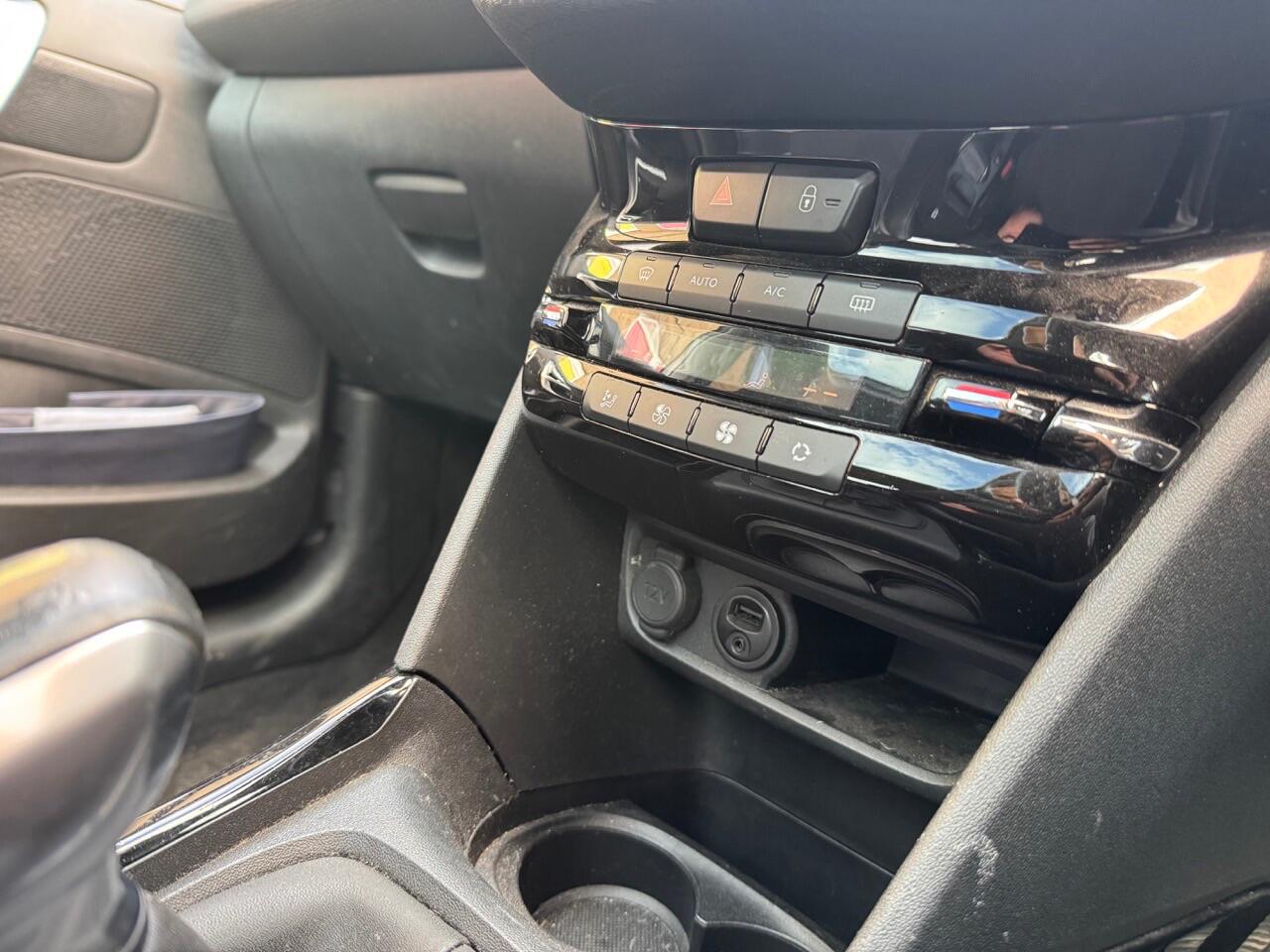 Used Peugeot 2008 2018 for sale - 76138703: Photo 13